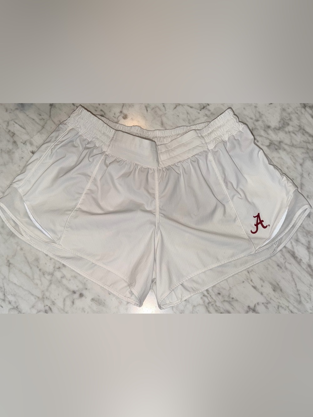 Lululemon Alabama Hotty Hot Short in White! Size 12!